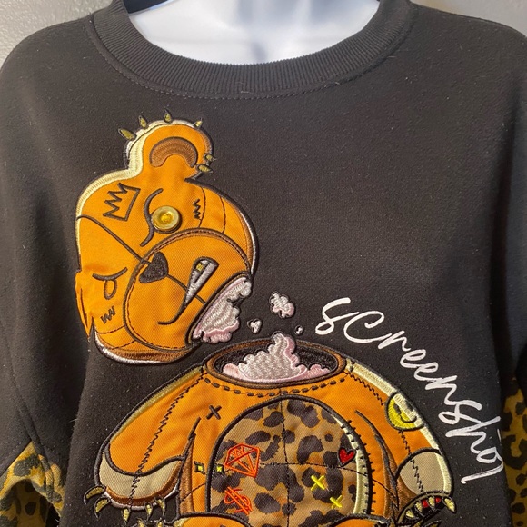 SCREENSHOT Black Animal Print Teddybear Sweatshirt - Picture 2 of 14